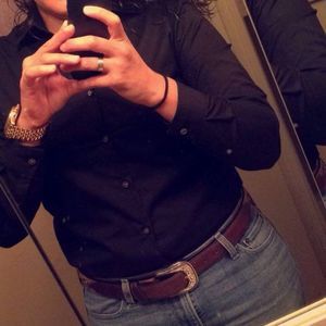 Meet your Posher, Alejandra